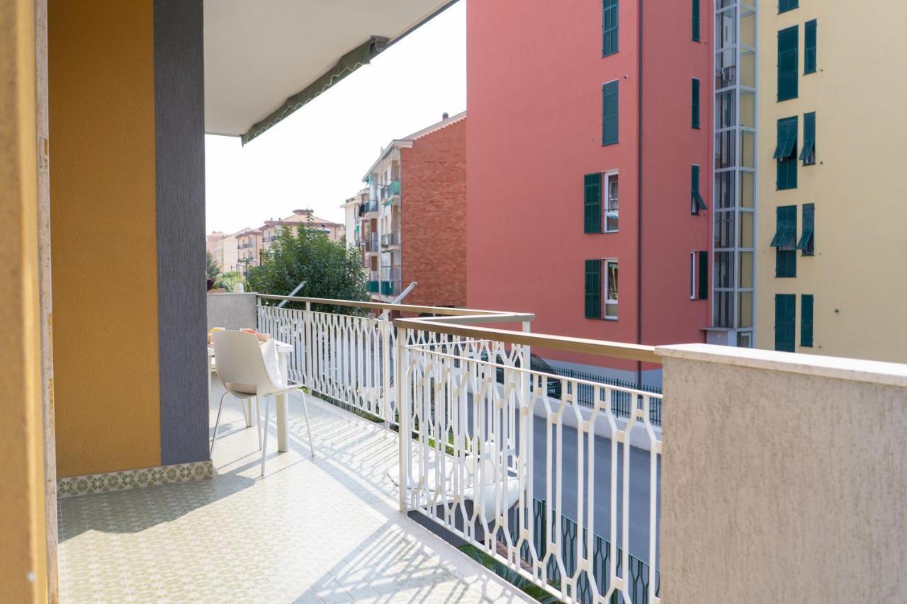 Pietra Ligure Downtown Convenience -Free Parking Apartment Exterior photo