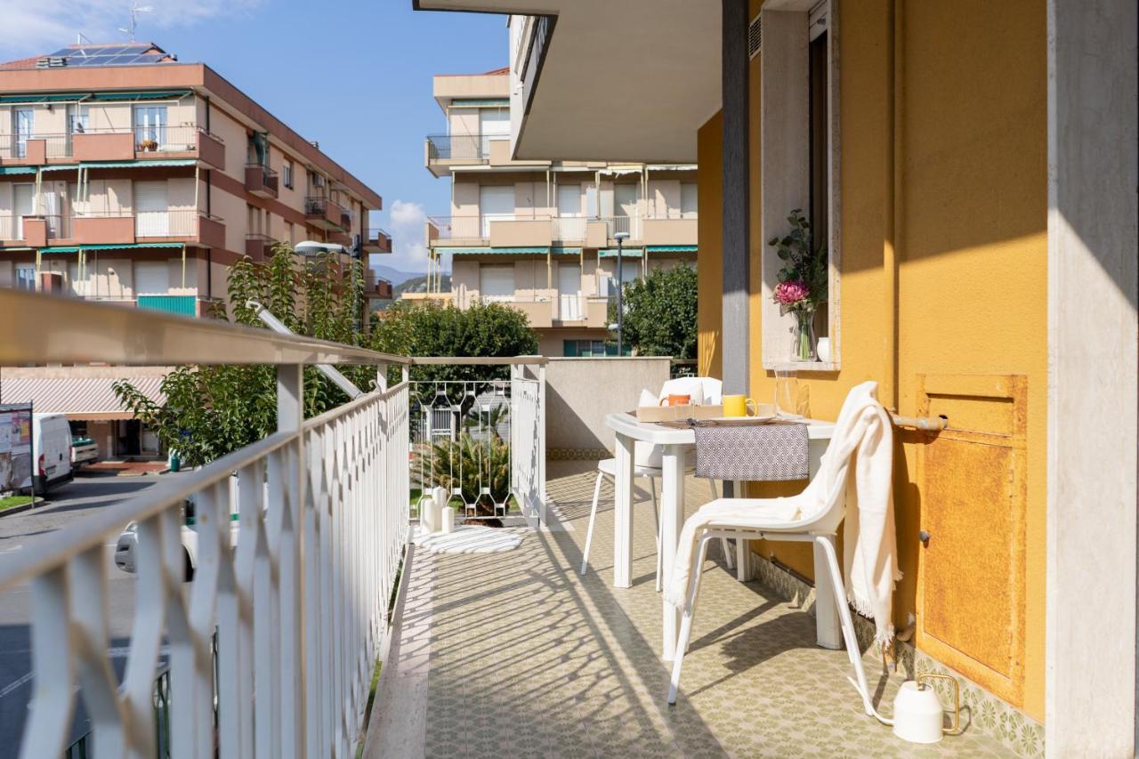 Pietra Ligure Downtown Convenience -Free Parking Apartment Exterior photo